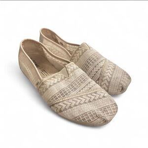 TOMS Women's Cream Embroidered Patterned Loafers